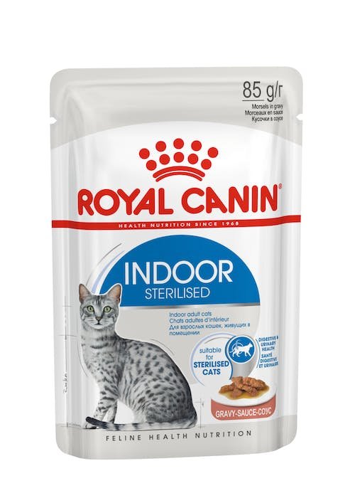 Royal Canin Comida Húmeda Gatos Indoor Sterilized Trozos Salsa 12X85 G — image 1